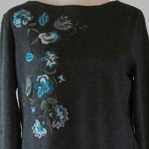 Charter Club Women's Embroidered Floral Gray T-Shirt Sweater Size L (C604)